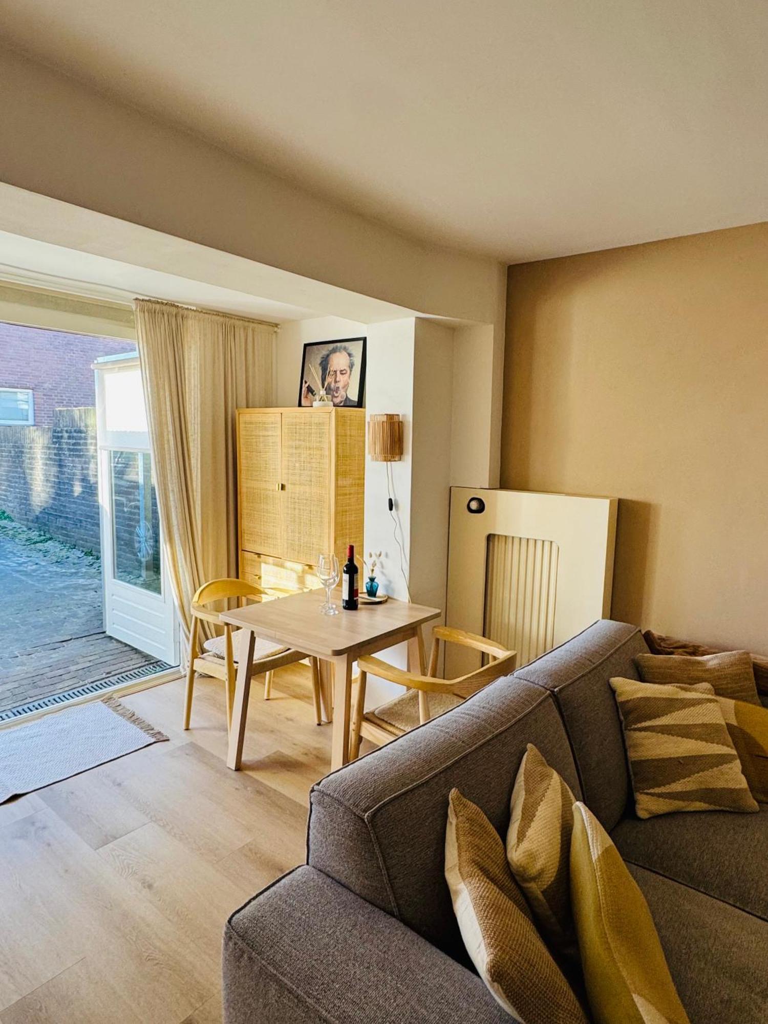 Hello Noordwijk - Souterrain Hoogwakersbosstraat 6 Apartamento Exterior foto